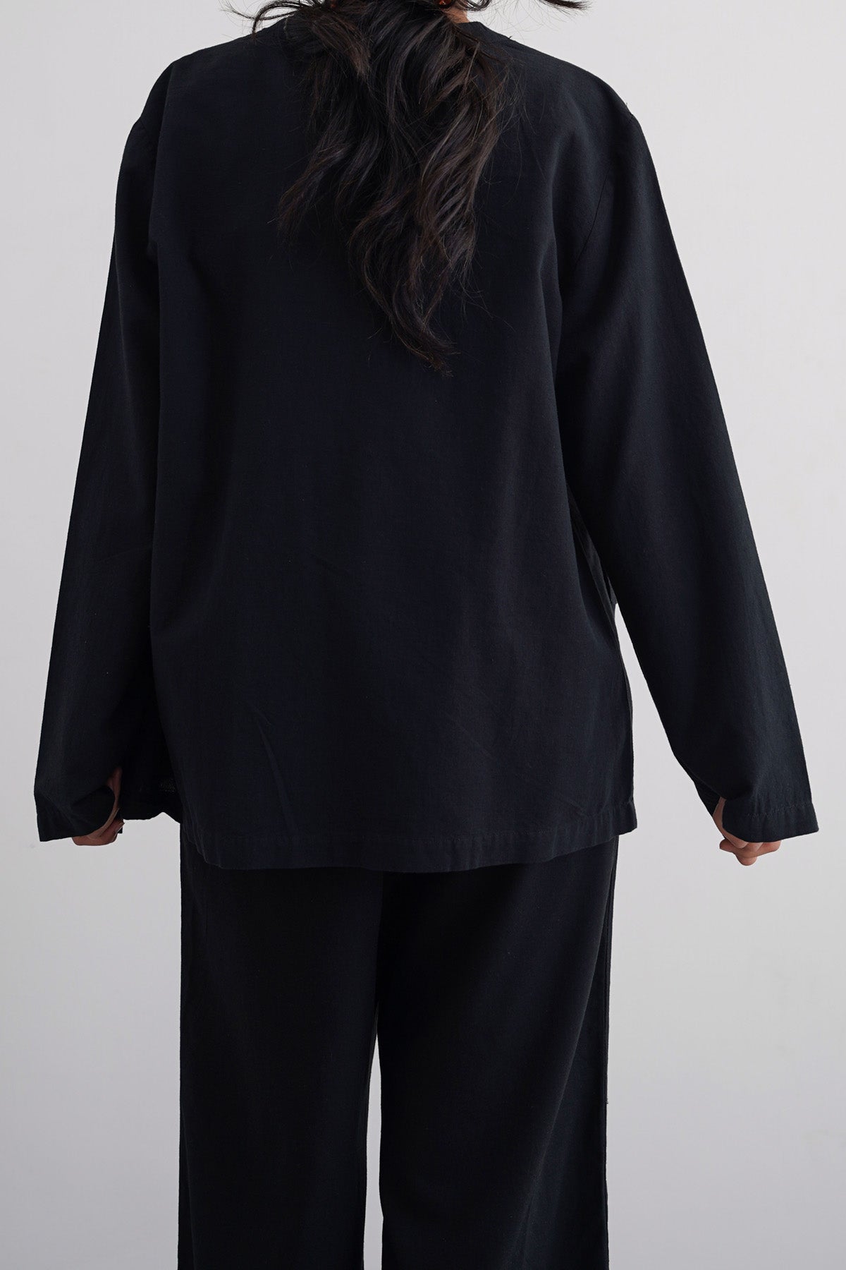 COLLARLESS LINEN BLAZER