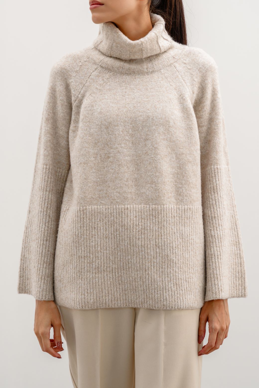 MOROCCO RIB SLEEVE SWEATER