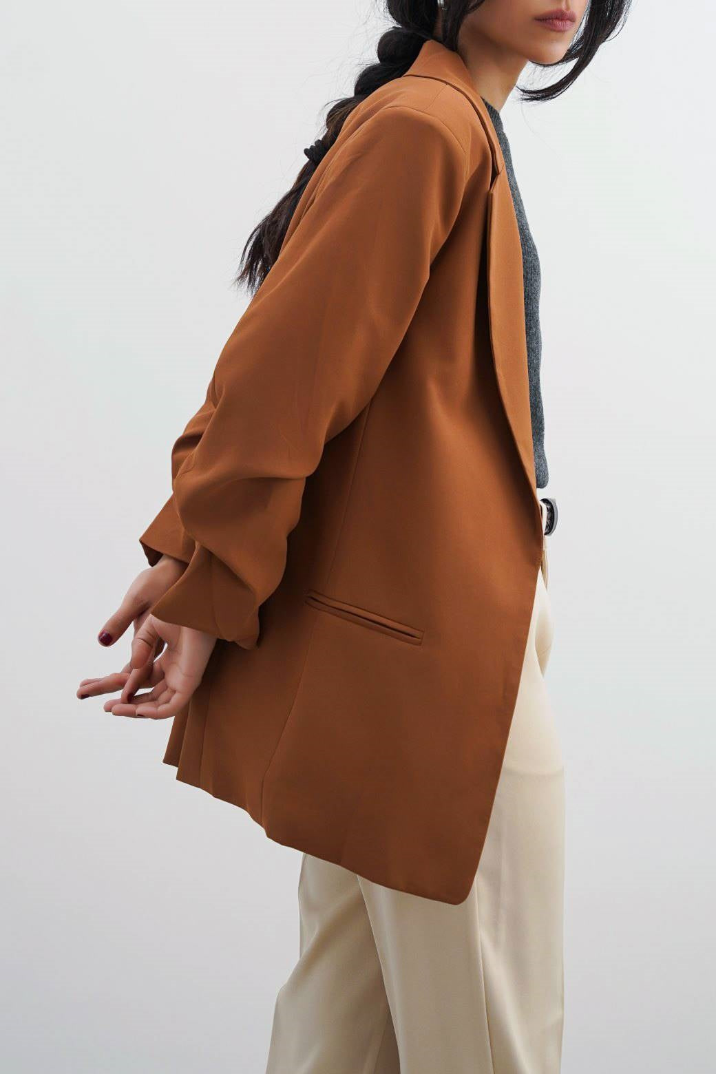 BASIC BLAZER WITH RUCHED SLEEVE